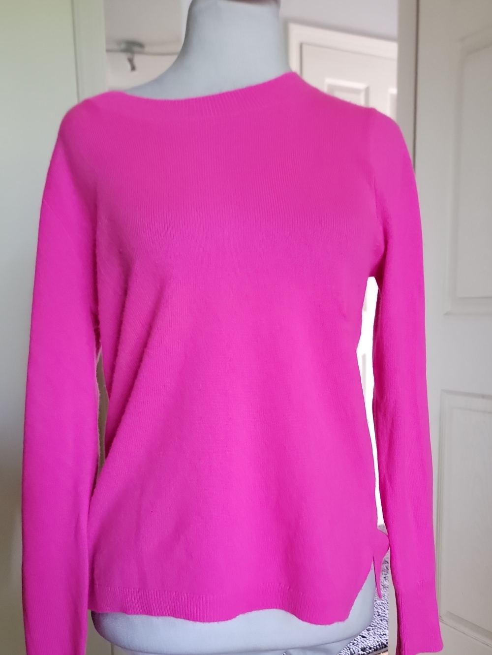 J.Crew Cashmere Classic Crewneck Women's Sweater in Bright Pink